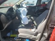 ✅ 2006 Saturn VUE • VIN: 5GZCZ33D36S881615 • Lot: 54104365. Wystawiony na Copart z przebiegiem Nie podano. Bezpłatny archiwum sprzedaży aukcyjnych z USA i szczegółowy raport historii pojazdu na DreamBid. Zdjęcie 7.