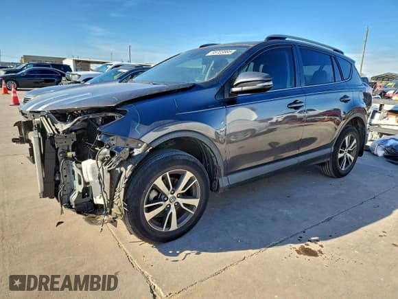 ✅ 2018 Toyota RAV4 XLE • VIN: JTMWFREV7JJ191994 • Lot: 95723885. Listed on Copart with 50,975 mi. Free auction sales archive from the USA and detailed vehicle history report at DreamBid. Image 1.