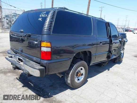 ✅ 2005 Chevrolet Suburban LT • VIN: 3GNGC26G85G249890 • Лот: 42348239. Опубликован ранее на IAAI с пробегом 185 416 миль. Бесплатный доступ к архиву аукционных продаж из США и подробный отчёт об истории автомобиля на DreamBid. Изображение 4.