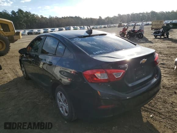 ✅ 2017 Chevrolet Cruze LS • VIN: 1G1BC5SM9H7149399 • Lot: 65069692. Listed on Copart with 135,395 mi. Free auction sales archive from the USA and detailed vehicle history report at DreamBid. Image 3.