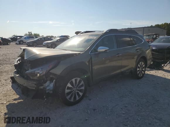 ✅ 2025 Subaru Outback Touring XT • VIN: 4S4BTGPD0S3153640 • Lot: 69847255. Wystawiony na Copart z przebiegiem 15 979 mil. Bezpłatny archiwum sprzedaży aukcyjnych z USA i szczegółowy raport historii pojazdu na DreamBid. Zdjęcie 1.