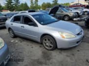 ✅ 2004 Honda Accord DX • VIN: 1HGCM55104A111696 • Lot: 68838814. Listed on Copart with 182,879 mi. Free auction sales archive from the USA and detailed vehicle history report at DreamBid. Image 4.