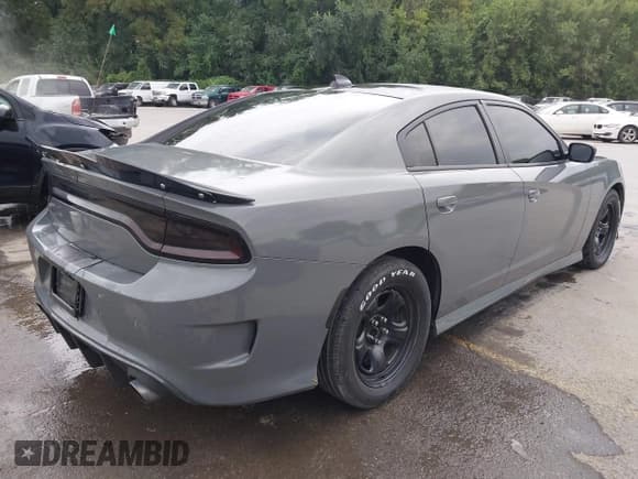 ✅ 2017 Dodge Charger R/T • VIN: 2C3CDXCT4HH612357 • Lot: 43161775. Listed on IAAI with 97,663 mi. Free auction sales archive from the USA and detailed vehicle history report at DreamBid. Image 4.