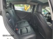 ✅ 2022 Tesla Model 3 • VIN: 5YJ3E1EA5NF372478 • Lot: 85423265. Wystawiony na Copart z przebiegiem 132 783 mil. Bezpłatny archiwum sprzedaży aukcyjnych z USA i szczegółowy raport historii pojazdu na DreamBid. Zdjęcie 10.