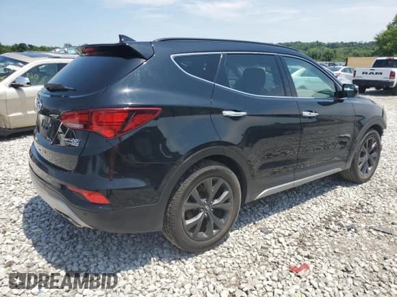 ✅ 2017 Hyundai Santa Fe Ultimate • VIN: 5XYZWDLA4HG479546 • Лот: 61655884. Опубликован ранее на Copart с пробегом 71 638 миль. Бесплатный доступ к архиву аукционных продаж из США и подробный отчёт об истории автомобиля на DreamBid. Изображение 3.