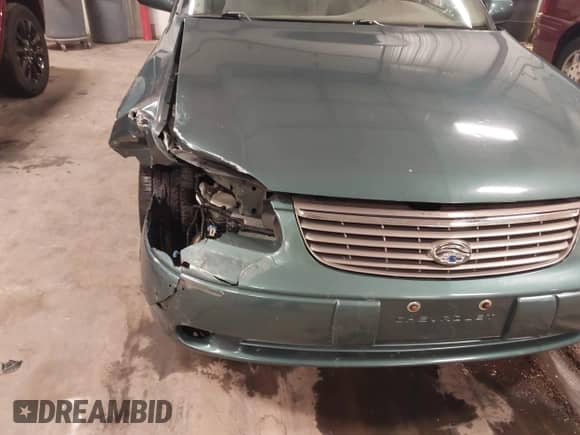 1998 Chevrolet Malibu LS z VIN 1G1NE52M6W6104642, wystawiony jako IAAI lot #41636923 z przebiegiem 116 944 mil mil oraz . Historia ofert i sprzedaży dostępna na DreamBid. Obrazek 6.