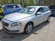 ✅ 2015 Volvo V60 T5 Premier • VIN: YV1612SB2F1188454 • Лот: 42176688. Опубликован ранее на IAAI с пробегом 114 523 миль. Бесплатный доступ к архиву аукционных продаж из США и подробный отчёт об истории автомобиля на DreamBid. Изображение 2.