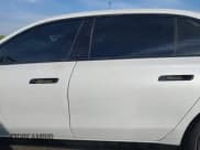 ✅ 2023 BMW i7 xDrive60 • VIN: WBY53EJ0XPCM51498 • Lot: 41259171. Wystawiony na IAAI z przebiegiem 18 346 mil. Bezpłatny archiwum sprzedaży aukcyjnych z USA i szczegółowy raport historii pojazdu na DreamBid. Zdjęcie 14.