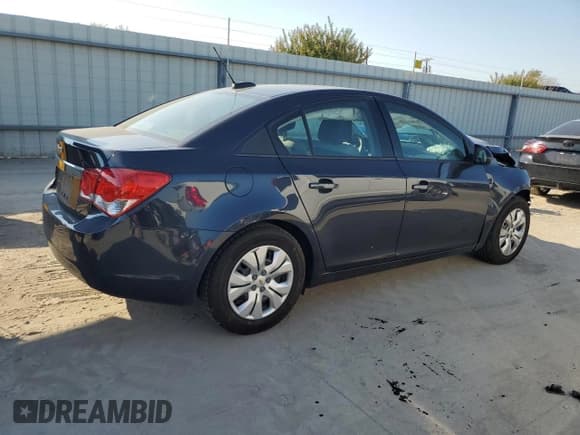 ✅ 2015 Chevrolet Cruze LS • VIN: 1G1PA5SH6F7165443 • Лот: 86658755. Опубликован ранее на Copart с пробегом 99 563 миль. Бесплатный доступ к архиву аукционных продаж из США и подробный отчёт об истории автомобиля на DreamBid. Изображение 3.