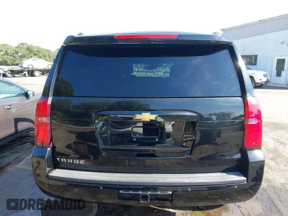 2016 Chevrolet Tahoe LT with VIN 1GNSCBKC4GR265214, listed as a IAAI auction lot 43281699 with 200,653 mi miles and . Bid and sale history available at DreamBid. Image 16.