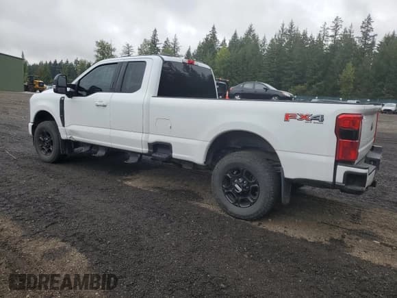 ✅ 2023 Ford F-250 • VIN: 1FT8X2BN0PEC27558 • Lot: 68699574. Listed on Copart with 34,777 mi. Free auction sales archive from the USA and detailed vehicle history report at DreamBid. Image 2.