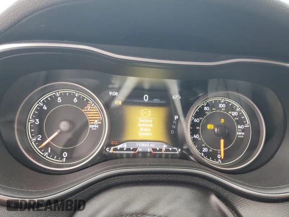 ✅ 2019 Jeep Cherokee Limited • VIN: 1C4PJMDX9KD232148 • Lot: 81234695. Wystawiony na Copart z przebiegiem 110 865 mil. Bezpłatny archiwum sprzedaży aukcyjnych z USA i szczegółowy raport historii pojazdu na DreamBid. Zdjęcie 9.