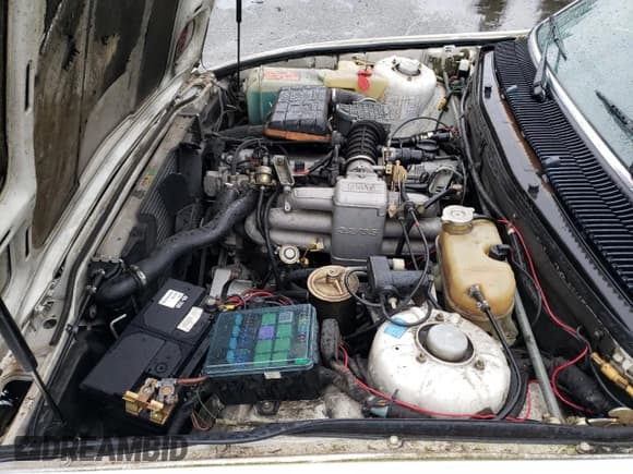 ✅ 1985 BMW 7 Series 735i • VIN: WBAFH8402F0970689 • Lot: 74534844. Wystawiony na Copart z przebiegiem 192 703 mil. Bezpłatny archiwum sprzedaży aukcyjnych z USA i szczegółowy raport historii pojazdu na DreamBid. Zdjęcie 12.