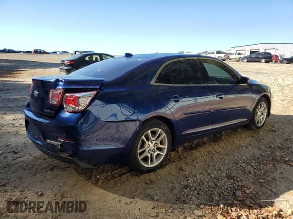 ✅ 2013 Chevrolet Malibu LT • VIN: 1G11C5SA2DU149323 • Lot: 82402225. Wystawiony na Copart z przebiegiem 258 783 mil. Bezpłatny archiwum sprzedaży aukcyjnych z USA i szczegółowy raport historii pojazdu na DreamBid. Zdjęcie 3.