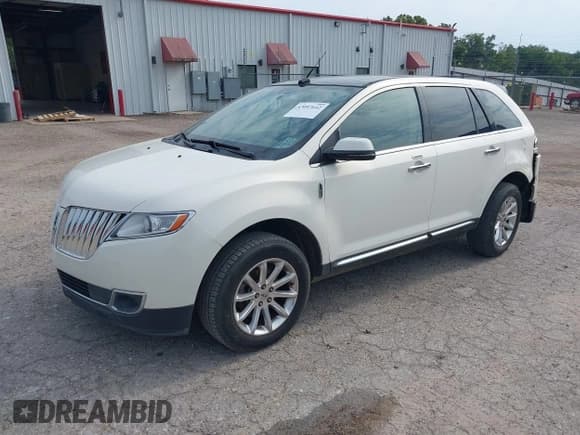 ✅ 2012 Lincoln MKX • VIN: 2LMDJ6JK0CBL07916 • Lot: 43097642. Wystawiony na IAAI z przebiegiem 110 178 mil. Bezpłatny archiwum sprzedaży aukcyjnych z USA i szczegółowy raport historii pojazdu na DreamBid. Zdjęcie 2.