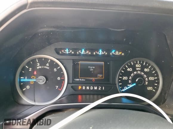 ✅ 2016 Ford F-150 XL • VIN: 1FTEW1CP1GKD17478 • Лот: 62317355. Опубликован ранее на Copart с пробегом 158 678 миль. Бесплатный доступ к архиву аукционных продаж из США и подробный отчёт об истории автомобиля на DreamBid. Изображение 9.