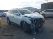 ✅ 2017 Nissan Rogue SL • VIN: 5N1AT2MT7HC839922 • Lot: 42944789. Listed on IAAI with 199,039 mi. Free auction sales archive from the USA and detailed vehicle history report at DreamBid. Image 1.