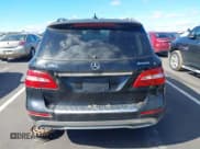 ✅ 2015 Mercedes-Benz M 350 • VIN: 4JGDA5HB3FA569599 • Лот: 43586415. Опубликован ранее на IAAI с пробегом 198 217 миль. Бесплатный доступ к архиву аукционных продаж из США и подробный отчёт об истории автомобиля на DreamBid. Изображение 16.