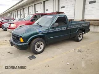 ✅ 1994 Chevrolet S-10 • VIN: 1GCCS14Z9R8130718 • Лот: 48229205. Опубликован ранее на Copart с пробегом 184 793 миль. Бесплатный доступ к архиву аукционных продаж из США и подробный отчёт об истории автомобиля на DreamBid. Изображение 1.
