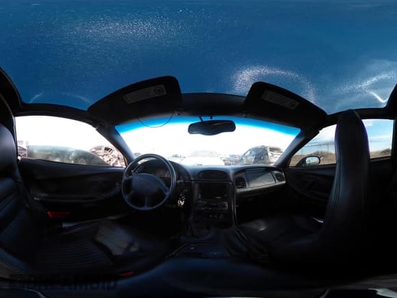 ✅ 2004 Chevrolet Corvette • VIN: 1G1YY22G445114652 • Lot: 41614337. Listed on IAAI with 101,983 mi. Free auction sales archive from the USA and detailed vehicle history report at DreamBid. Image 18.