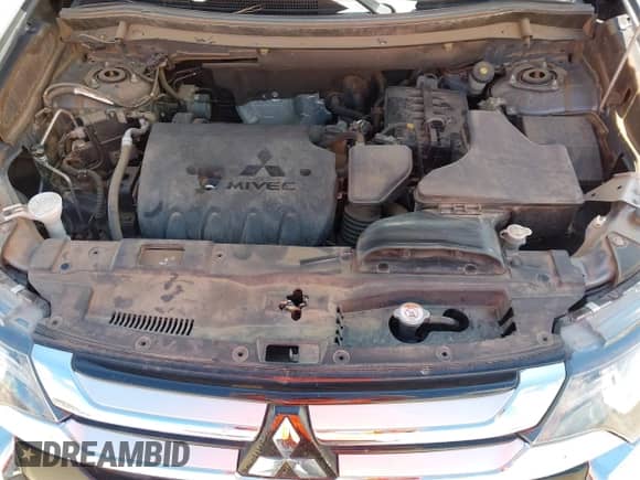 2018 Mitsubishi Outlander ES with VIN JA4AZ3A37JJ003553, listed as a IAAI auction lot 43216959 with 134,804 mi miles and . Bid and sale history available at DreamBid. Image 10.