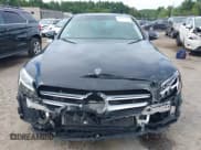 ✅ 2021 Mercedes-Benz C 300 • VIN: W1KWF8EB4MR641418 • Lot: 42657948. Wystawiony na IAAI z przebiegiem 29 644 mil. Bezpłatny archiwum sprzedaży aukcyjnych z USA i szczegółowy raport historii pojazdu na DreamBid. Zdjęcie 13.