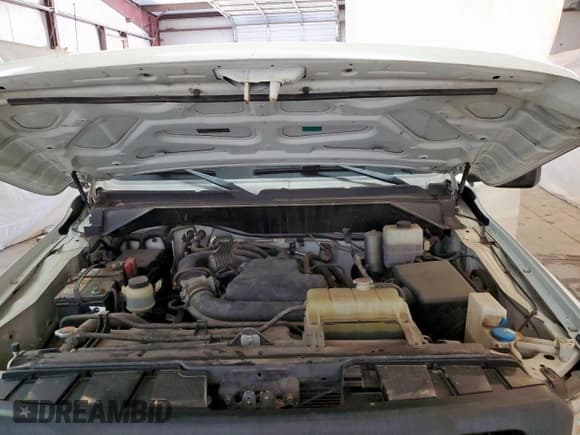 ✅ 2018 Nissan NV NV3500 HD S • VIN: 5BZBF0AA8JN850770 • Lot: 82133645. Wystawiony na Copart z przebiegiem 41 317 mil. Bezpłatny archiwum sprzedaży aukcyjnych z USA i szczegółowy raport historii pojazdu na DreamBid. Zdjęcie 12.