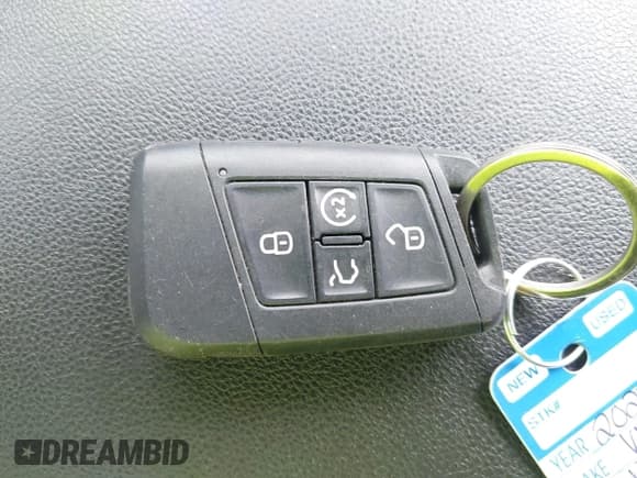 ✅ 2022 Volkswagen Atlas SE • VIN: 1V2WR2CA0NC528514 • Lot: 42403584. Listed on IAAI with 60,778 mi. Free auction sales archive from the USA and detailed vehicle history report at DreamBid. Image 11.