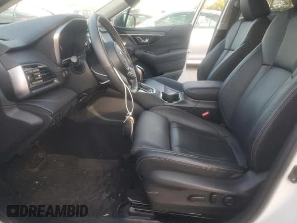 ✅ 2024 Subaru Outback Touring • VIN: 4S4BTAPC5R3210994 • Lot: 84761685. Listed on Copart with 8,158 mi. Free auction sales archive from the USA and detailed vehicle history report at DreamBid. Image 7.