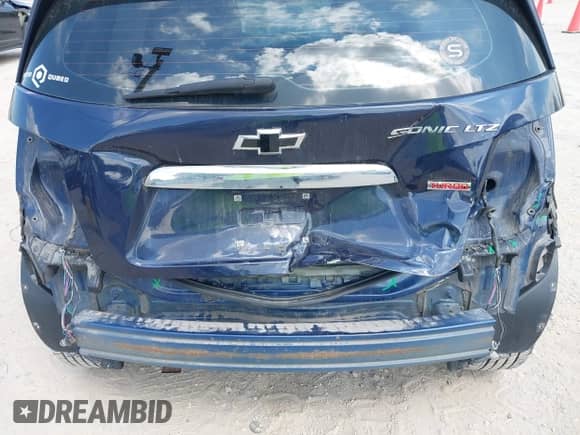 2016 Chevrolet Sonic LTZ с VIN 1G1JE6SB6G4144171, выставлен на аукционе IAAI как лот 42269666 с пробегом 84 190 миль миль и . История ставок и продаж доступна на DreamBid. Изображение 6.