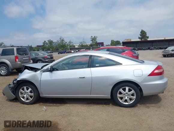 ✅ 2005 Honda Accord LX SE • VIN: 1HGCM82475A017591 • Lot: 42397946. Listed on IAAI with Not provided. Free auction sales archive from the USA and detailed vehicle history report at DreamBid. Image 14.