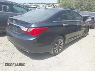 ✅ 2011 Hyundai Sonata SE • VIN: 5NPEC4AC3BH030726 • Лот: 43133707. Опубликован ранее на IAAI с пробегом 327 804 миль. Бесплатный доступ к архиву аукционных продаж из США и подробный отчёт об истории автомобиля на DreamBid. Изображение 4.