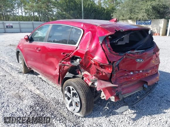 ✅ 2020 Kia Sportage LX • VIN: KNDPM3AC2L7766790 • Lot: 43055556. Listed on IAAI with 80,358 mi. Free auction sales archive from the USA and detailed vehicle history report at DreamBid. Image 3.