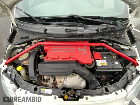 ✅ 2013 FIAT 500 Abarth • VIN: 3C3CFFFH1DT573319 • Lot: 74674784. Wystawiony na Copart z przebiegiem 153 722 mil. Bezpłatny archiwum sprzedaży aukcyjnych z USA i szczegółowy raport historii pojazdu na DreamBid. Zdjęcie 7.