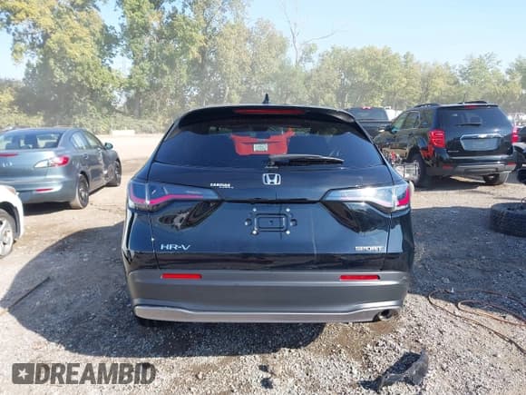 ✅ 2024 Honda HR-V Sport • VIN: 3CZRZ2H50RM749880 • Лот: 43266672. Опубликован ранее на IAAI с пробегом 13 016 миль. Бесплатный доступ к архиву аукционных продаж из США и подробный отчёт об истории автомобиля на DreamBid. Изображение 17.