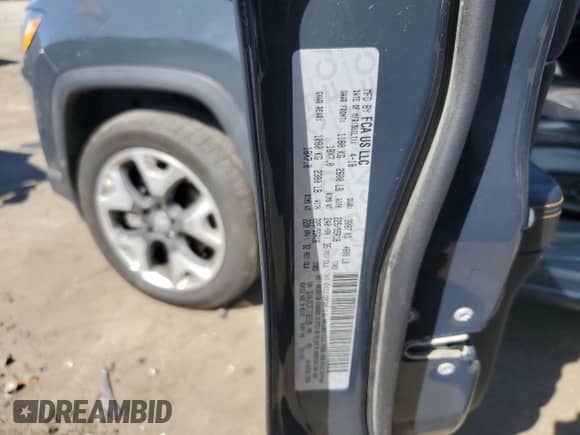 2018 Jeep Compass Limited z VIN 3C4NJDCB7JT365528, wystawiony jako Copart lot #85154275 z przebiegiem 74 930 mil mil oraz Czysty tytuł • Clean title. Historia ofert i sprzedaży dostępna na DreamBid. Obrazek 13.