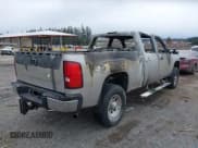✅ 2008 GMC Sierra 2500HD SLT • VIN: 1GTHK23K08F202335 • Lot: 41777743. Listed on IAAI with Not provided. Free auction sales archive from the USA and detailed vehicle history report at DreamBid. Image 4.