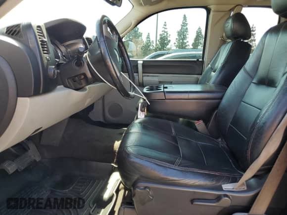 2009 Chevrolet Silverado 1500 LT с VIN 1GCEC29C89Z253033, выставлен на аукционе Copart как лот 56159375 с пробегом 165 688 миль миль и Списание • Salvage title. История ставок и продаж доступна на DreamBid. Изображение 7.