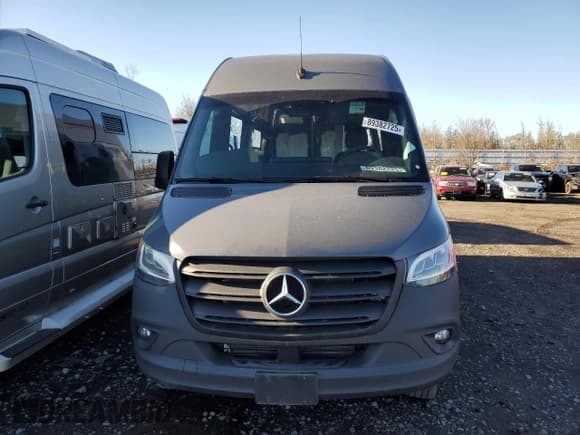 ✅ 2023 Mercedes-Benz Sprinter • VIN: W1Y4NBHY9PT139900 • Lot: 89382725. Listed on Copart with 2,836 mi. Free auction sales archive from the USA and detailed vehicle history report at DreamBid. Image 5.