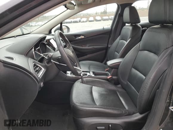 ✅ 2017 Chevrolet Cruze Premier • VIN: 1G1BF5SM6H7195893 • Lot: 41030333. Wystawiony na Copart z przebiegiem 58 422 mil. Bezpłatny archiwum sprzedaży aukcyjnych z USA i szczegółowy raport historii pojazdu na DreamBid. Zdjęcie 7.