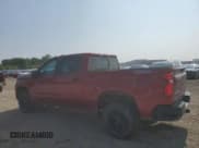 ✅ 2023 Chevrolet Silverado 1500 LT Trail Boss • VIN: 3GCUDFED8PG329197 • Lot: 71083065. Wystawiony na Copart z przebiegiem 31 752 mil. Bezpłatny archiwum sprzedaży aukcyjnych z USA i szczegółowy raport historii pojazdu na DreamBid. Zdjęcie 2.