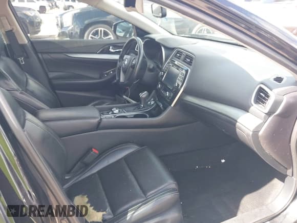 ✅ 2016 Nissan Maxima SR • VIN: 1N4AA6AP3GC428563 • Lot: 42607727. Listed on IAAI with 112,814 mi. Free auction sales archive from the USA and detailed vehicle history report at DreamBid. Image 5.