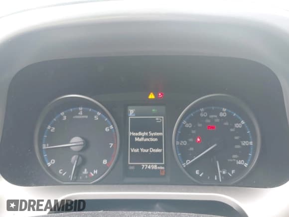 ✅ 2018 Toyota RAV4 LE • VIN: JTMBFREV3JJ738628 • Lot: 43223389. Wystawiony na IAAI z przebiegiem 77 498 mil. Bezpłatny archiwum sprzedaży aukcyjnych z USA i szczegółowy raport historii pojazdu na DreamBid. Zdjęcie 7.