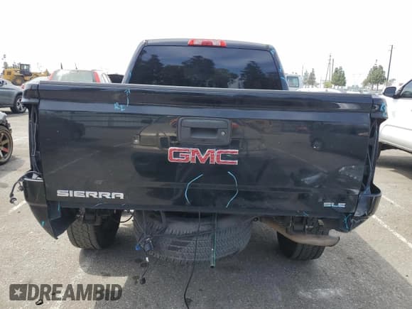 ✅ 2014 GMC Sierra 1500 SLE • VIN: 3GTP1UEH3EG356141 • Лот: 56721365. Опубликован ранее на Copart с пробегом 98 293 миль. Бесплатный доступ к архиву аукционных продаж из США и подробный отчёт об истории автомобиля на DreamBid. Изображение 6.