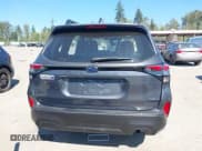 ✅ 2025 Subaru Forester • VIN: JF2SLDAC5SH538571 • Lot: 42832280. Listed on IAAI with 1,879 mi. Free auction sales archive from the USA and detailed vehicle history report at DreamBid. Image 17.