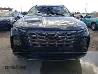 ✅ 2023 Hyundai Tucson Limited • VIN: 5NMJE3AE7PH215872 • Lot: 75565423. Wystawiony na Copart z przebiegiem 9 552 mil. Bezpłatny archiwum sprzedaży aukcyjnych z USA i szczegółowy raport historii pojazdu na DreamBid. Zdjęcie 5.