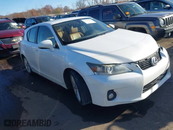 ✅ 2012 Lexus CT 200h Premium • VIN: JTHKD5BH3C2062450 • Лот: 43679785. Опубликован ранее на IAAI с пробегом 153 268 миль. Бесплатный доступ к архиву аукционных продаж из США и подробный отчёт об истории автомобиля на DreamBid. Изображение 1.