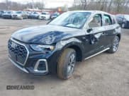 ✅ 2024 Audi Q5 S line Premium • VIN: WA1GAAFY8R2043043 • Лот: 42054728. Опубликован ранее на IAAI с пробегом 10 929 миль. Бесплатный доступ к архиву аукционных продаж из США и подробный отчёт об истории автомобиля на DreamBid. Изображение 2.