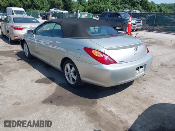 ✅ 2006 Toyota Solara SE • VIN: 4T1FA38P56U077695 • Lot: 42584805. Wystawiony na IAAI z przebiegiem 115 018 mil. Bezpłatny archiwum sprzedaży aukcyjnych z USA i szczegółowy raport historii pojazdu na DreamBid. Zdjęcie 3.