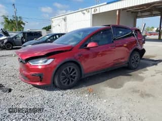 ✅ 2023 Tesla Model X • VIN: 7SAXCBE53PF412644 • Lot: 69669845. Wystawiony na Copart z przebiegiem 21 989 mil. Bezpłatny archiwum sprzedaży aukcyjnych z USA i szczegółowy raport historii pojazdu na DreamBid. Zdjęcie 1.